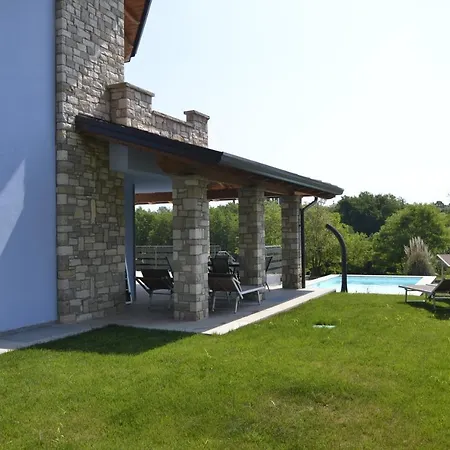 بيت للعطل Casa Monstagol سويانو ديل لاغو